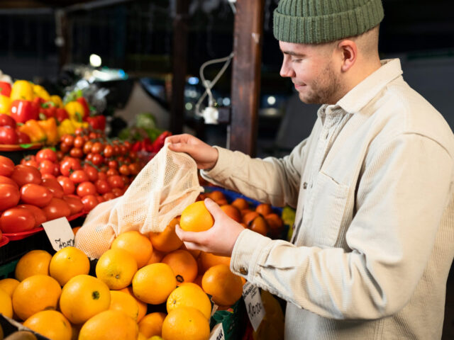 Cara Mencari Supplier Buah Tangan Pertama untuk Bisnis yang Menguntungkan