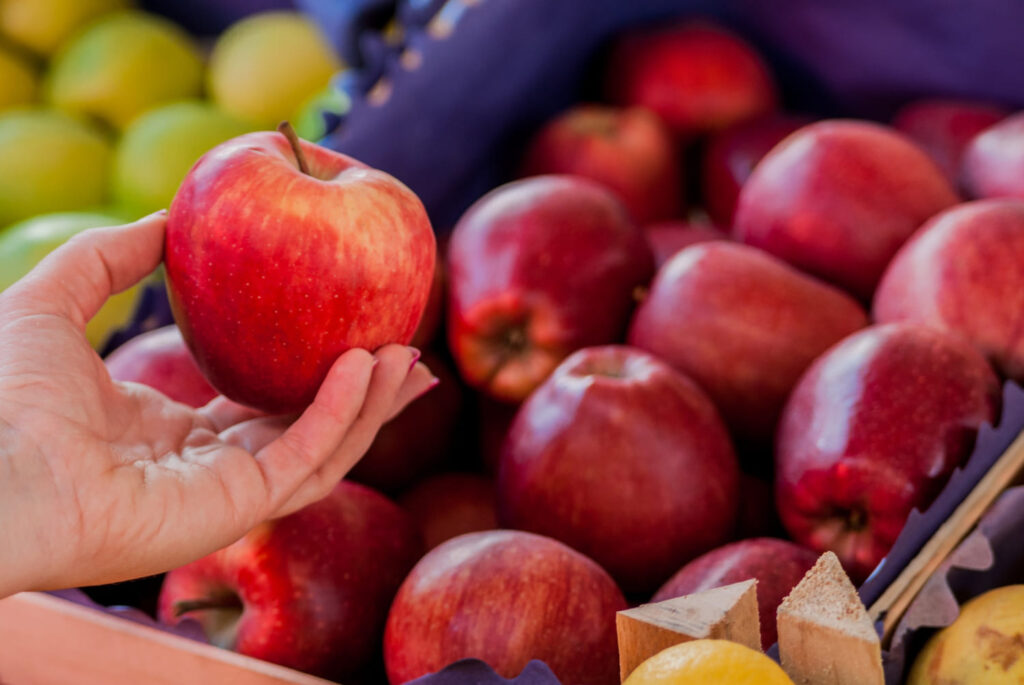 Buah Apel: Panduan Lengkap Jenis, Manfaat, Kandungan, dan Tips Memilih Apel Import