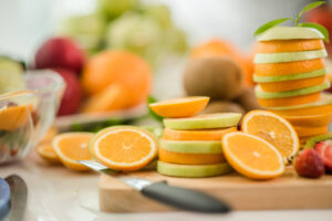 Buah yang Mengandung Vitamin C Tinggi: Daftar Lengkap, Manfaat, dan Tips Konsumsi